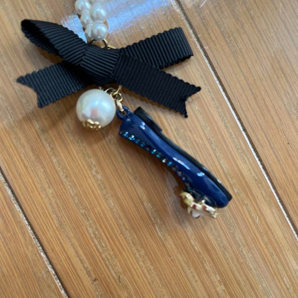 Necklace - Picture 3 of 4